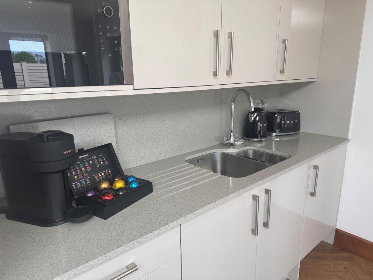 Dafarn Newydd Lodge Llangefni Eksteriør billede